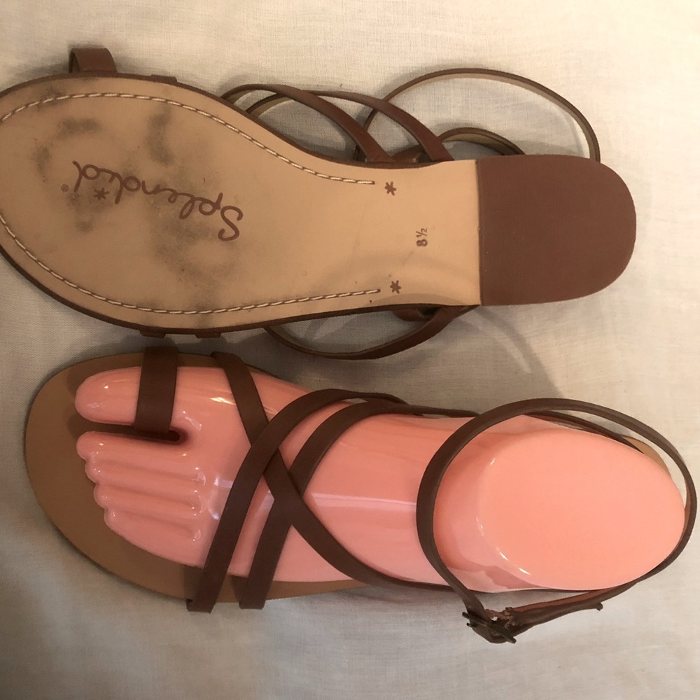 Splendid brown leather Egyptian style sandals